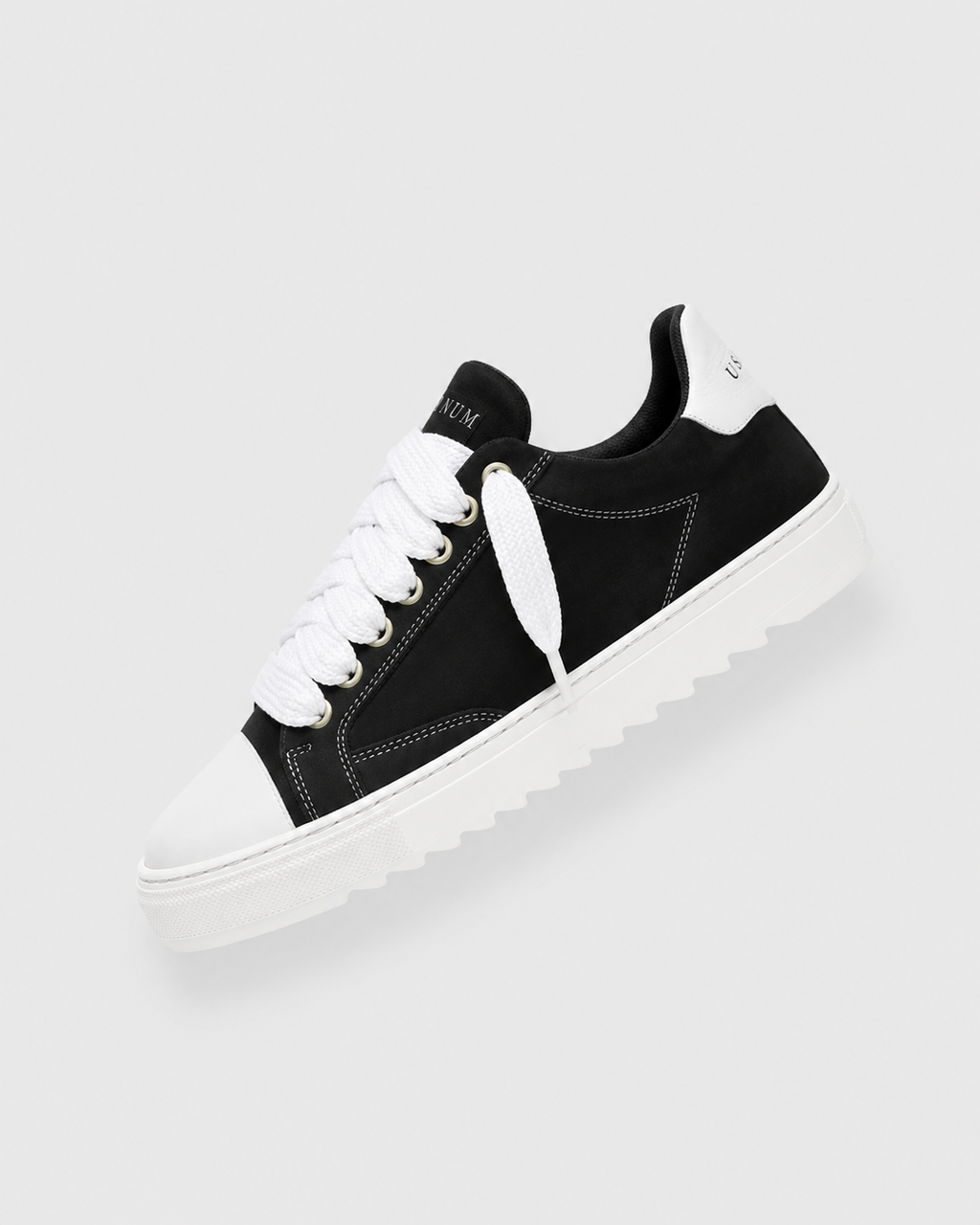 NUMERIS SNEAKER