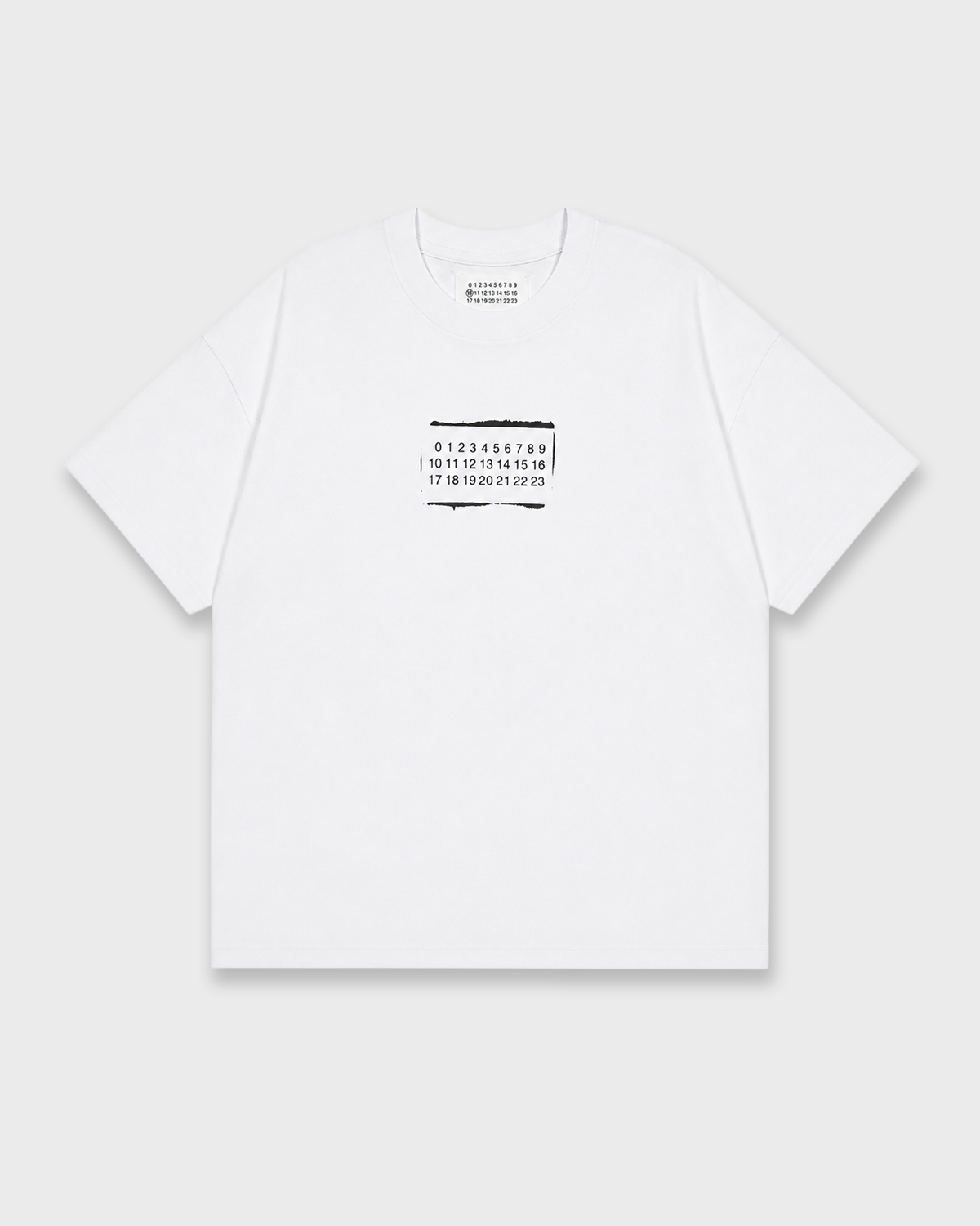 DIGITS TEE