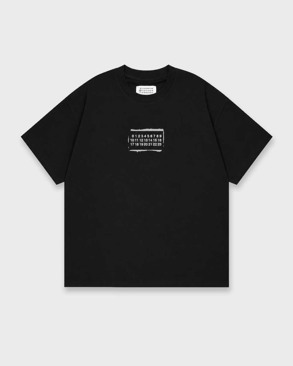 DIGITS TEE