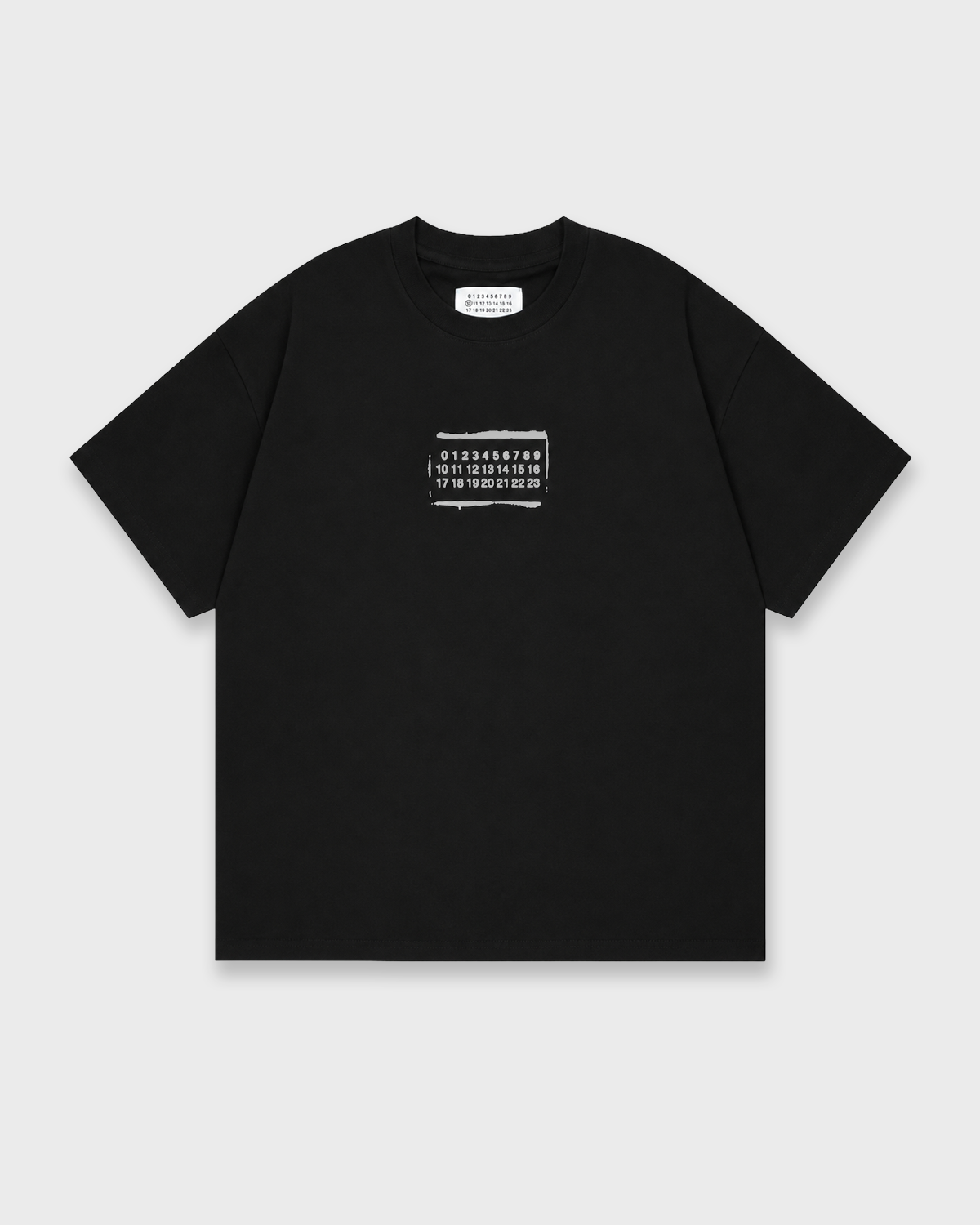 DIGITS TEE