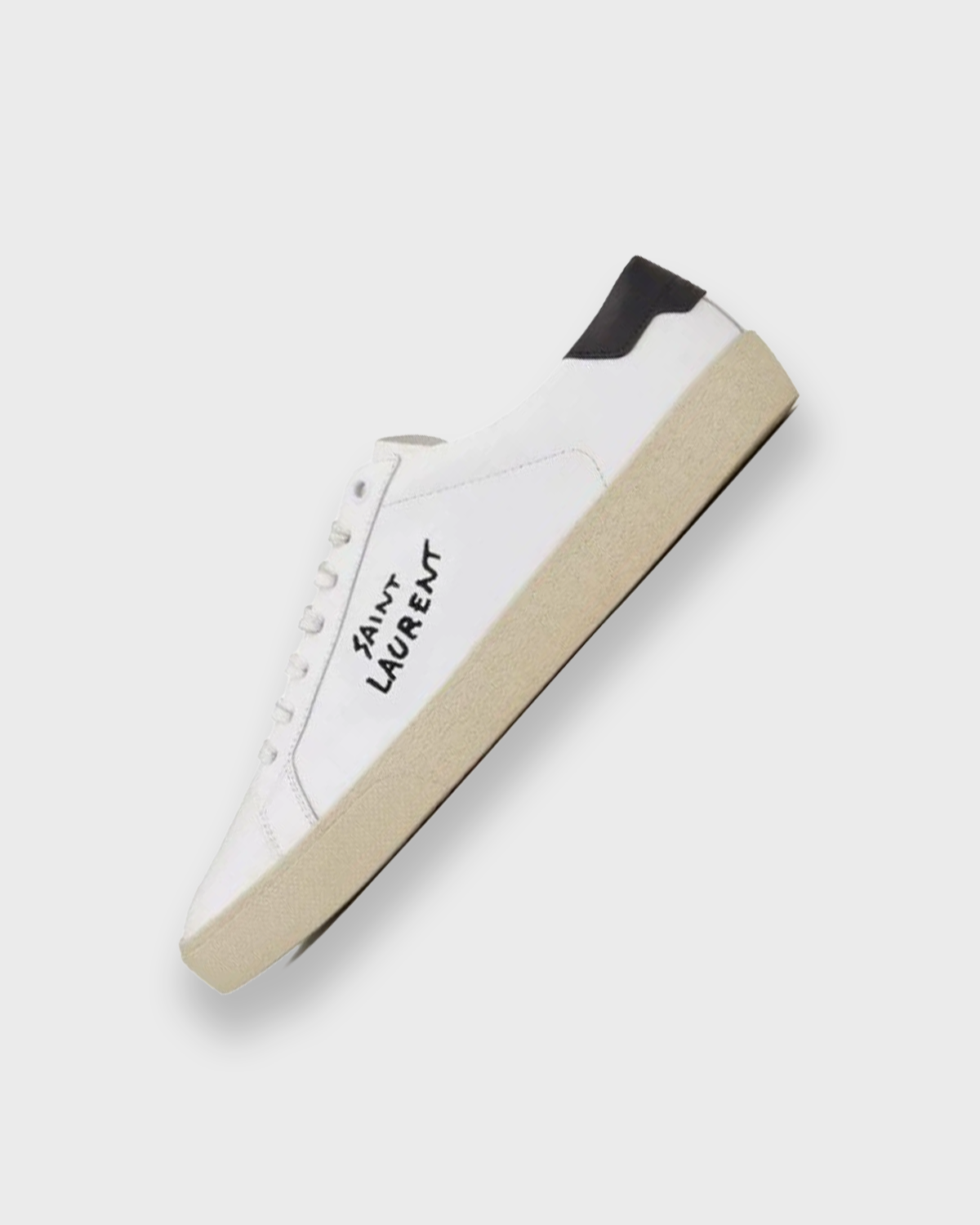 SAINT SNEAKER